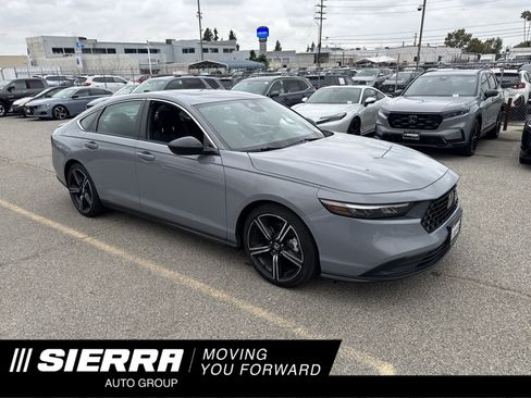 Used 2023 Honda Accord Sport image 1