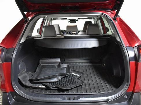 Used 2019 Toyota RAV4 XLE Premium image 29