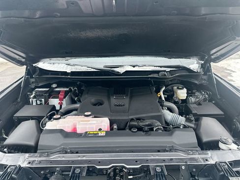 Used 2023 Toyota Tundra Platinum image 27