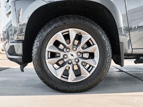 Used 2022 Chevrolet Silverado 1500 RST w/ Z71 Off-Road Package image 3