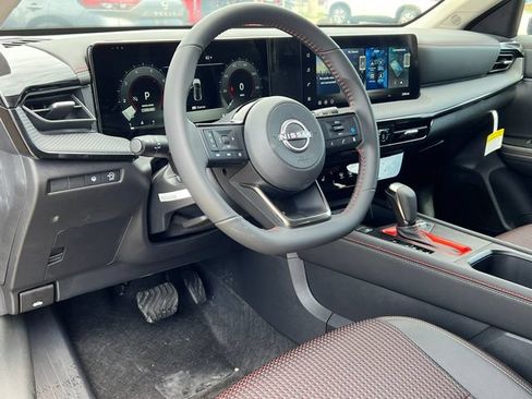 New 2026 Nissan Kicks SR w/ Cold Weather Package FWD image 13