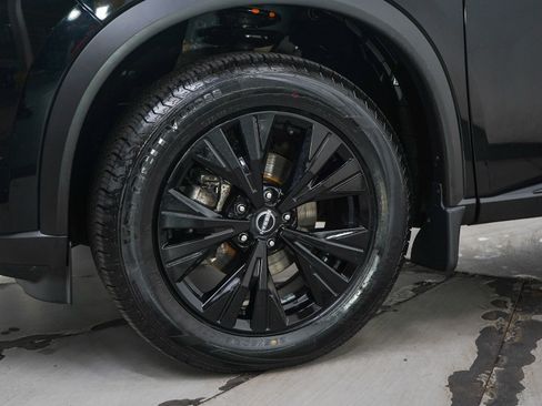 Used 2023 Nissan Rogue SV w/ SV Premium B Package AWD/4WD image 29
