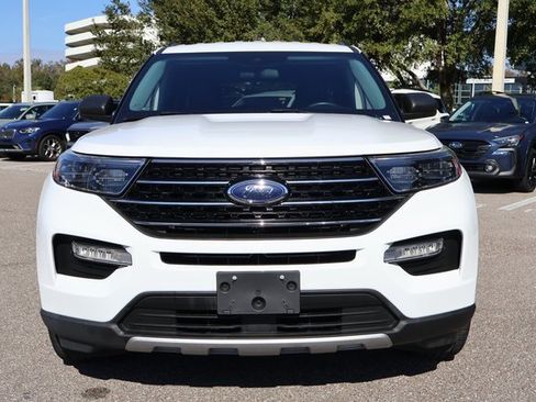 Used 2020 Ford Explorer XLT w/ Equipment Group 202A image 2