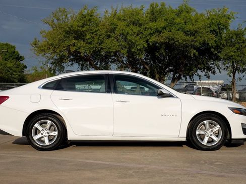 Used 2020 Chevrolet Malibu LS w/ Driver Confidence Package II FWD image 14