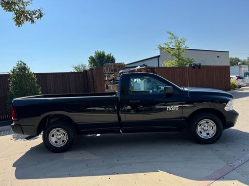 Used 2017 RAM 1500 Tradesman w/ Power & Remote Entry Group RWD image 2