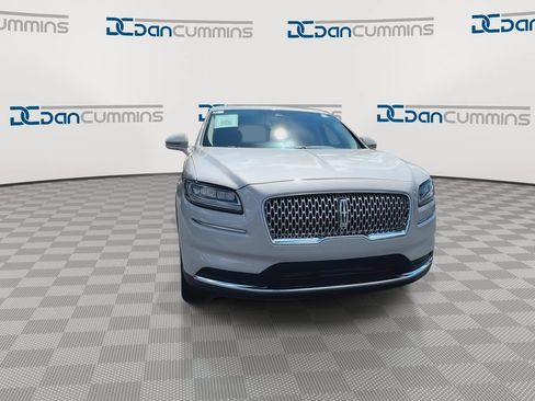 Used 2023 Lincoln Nautilus Reserve w/ Equipment Group 201A AWD/4WD image 3
