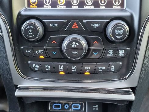 Used 2018 Jeep Grand Cherokee High Altitude AWD/4WD image 19