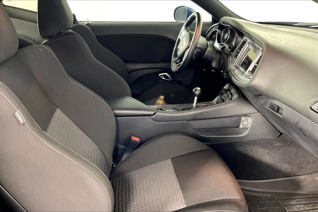 Used 2023 Dodge Challenger R/T RWD image 9