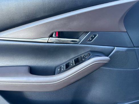 Used 2023 MAZDA CX-30 AWD 2.5 S w/ Premium Package image 11