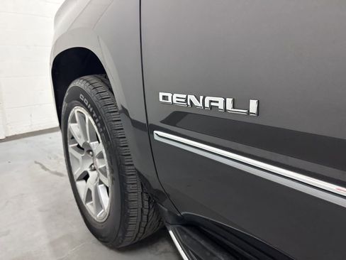 Used 2017 GMC Yukon XL Denali w/ Open Road Package image 22