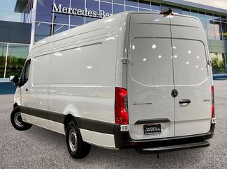 Used 2025 Mercedes-Benz Sprinter 2500 video 2