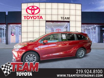 Used 2021 Toyota Sienna LE