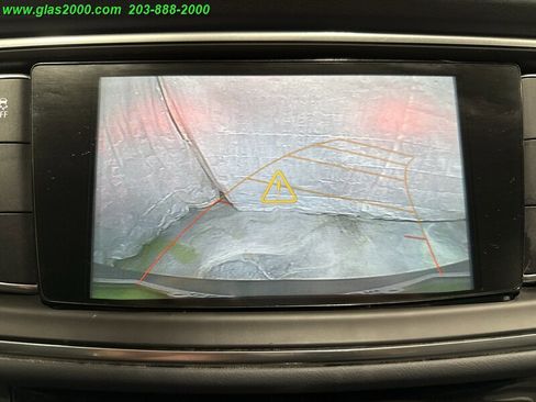 Used 2019 Buick Enclave Essence image 17