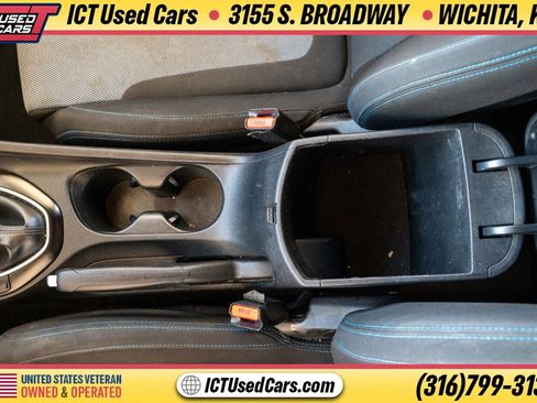 Used 2019 Hyundai Veloster 2.0 FWD image 25