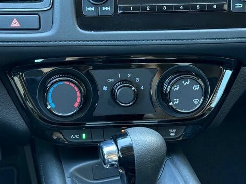 Used 2021 Honda HR-V LX image 20