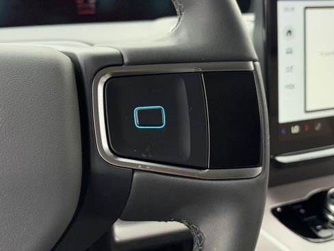 New 2026 Ford Expedition Active image 44