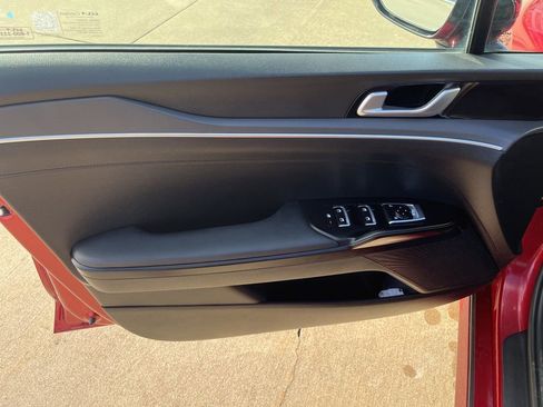 Used 2024 Kia K5 GT-Line image 10