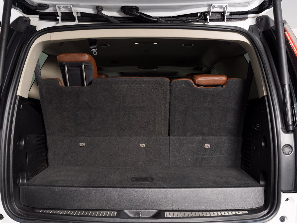 Used 2019 Cadillac Escalade Luxury AWD/4WD image 44