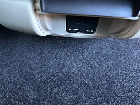 Used 2021 Land Rover Range Rover Westminster Edition image 36