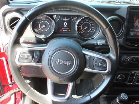 Used 2020 Jeep Gladiator Sport w/ Quick Order Package 24S AWD/4WD image 15