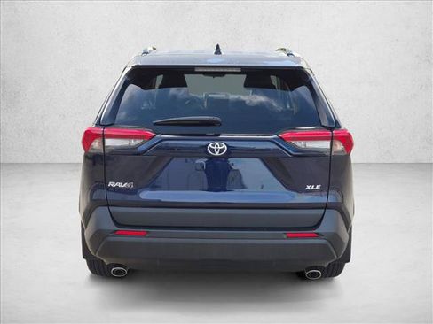 Used 2025 Toyota RAV4 XLE w/ Convenience Package FWD image 6