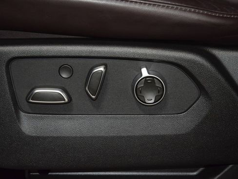 Used 2024 Cadillac Escalade Sport Platinum w/ LPO, Floor Liner Package AWD/4WD image 43