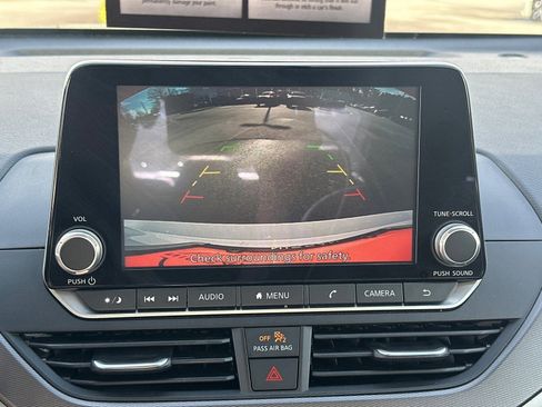 Used 2024 Nissan Altima 2.5 SR image 28