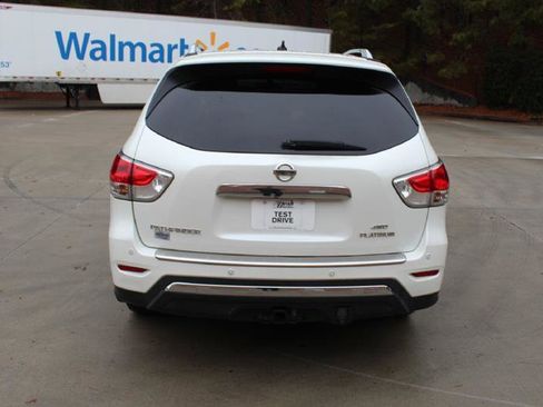 Used 2015 Nissan Pathfinder Platinum w/ Cargo Package image 4