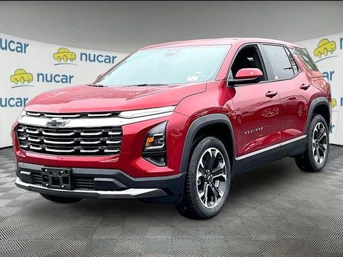 New 2026 Chevrolet Equinox LT w/ Convenience Package II AWD/4WD image 4