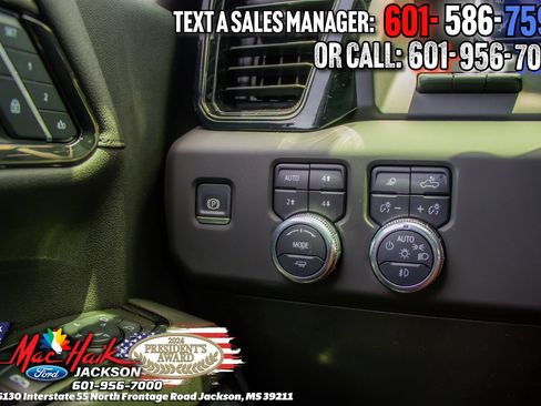 Used 2025 GMC Sierra 2500 AT4 w/ AT4 Premium Plus Package AWD/4WD image 25