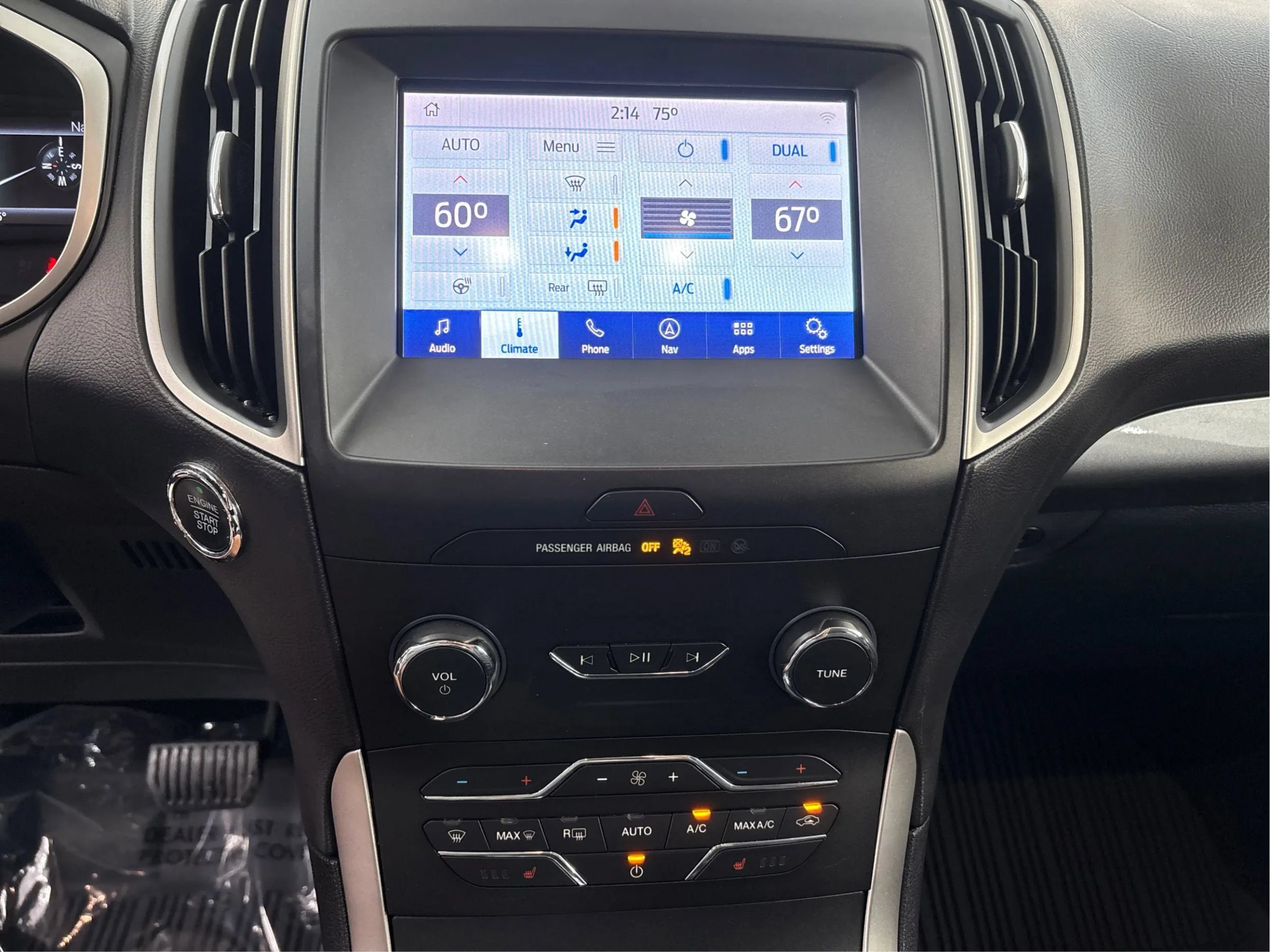 Used 2020 Ford Edge SEL w/ Convenience Package AWD/4WD image 37