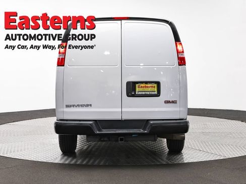 Used 2020 GMC Savana 3500 w/ Driver Convenience Package RWD image 6