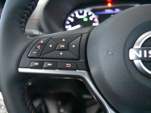 New 2025 Nissan Sentra SR w/ SR Premium Package image 6