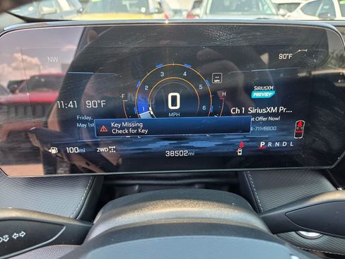 Used 2025 Chevrolet Equinox LT w/ Convenience Package II AWD/4WD image 31