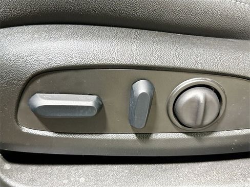 New 2026 Chevrolet Blazer LT image 21