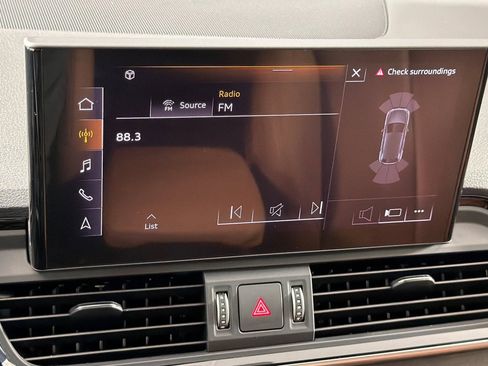 Used 2023 Audi Q5 2.0T Premium Plus w/ Premium Plus Package AWD/4WD image 17