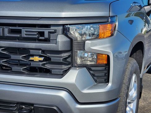 New 2026 Chevrolet Silverado 1500 Custom RWD image 5
