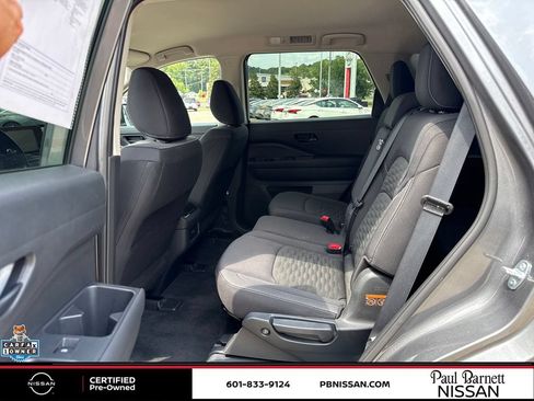 Certified 2025 Nissan Pathfinder SV FWD image 23