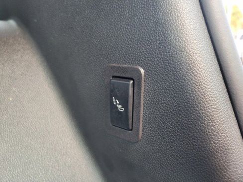 Used 2023 Chevrolet Tahoe RST w/ Luxury Package image 31