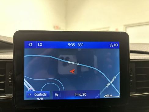 Used 2022 Ford Explorer Limited RWD image 33
