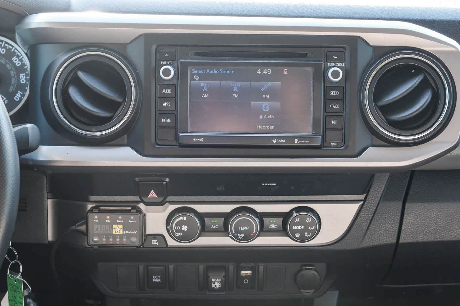 Used 2019 Toyota Tacoma SR5 RWD image 14