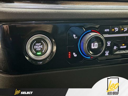 Used 2023 Chevrolet Silverado 1500 LT AWD/4WD image 22