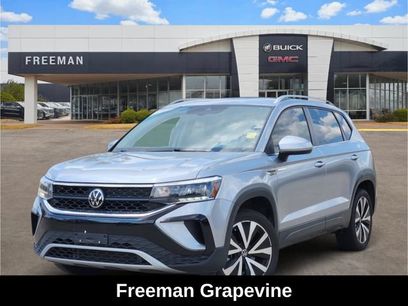 Used 2024 Volkswagen Taos SE w/ MDO Package