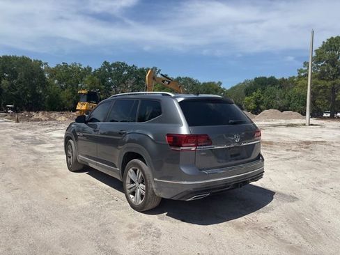 Used 2018 Volkswagen Atlas SEL w/ R-Line Package image 3