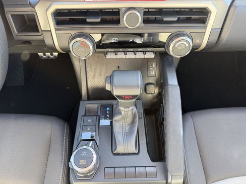 Certified 2025 Toyota Tacoma TRD Sport image 29