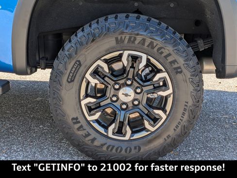 Used 2022 Chevrolet Silverado 1500 ZR2 w/ Technology Package AWD/4WD image 11