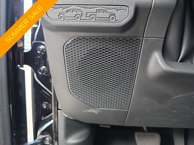 Certified 2025 Jeep Wrangler Sport AWD/4WD image 12
