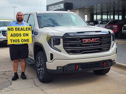 New 2026 GMC Sierra 1500 AT4 w/ AT4 Premium Package AWD/4WD image 1