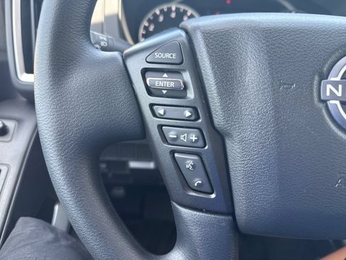 Used 2025 Nissan Frontier SV RWD image 29