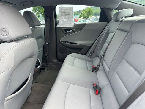 Used 2022 Chevrolet Malibu LT FWD image 14
